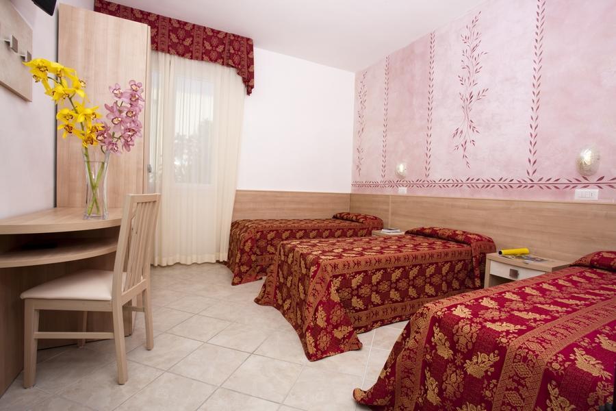 Hotel Rodi Cervia Exterior photo